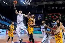 Kaiyun开云体育-关于风云突变！山东男篮窗口期状态回暖，社区盾版图或变，信心回归，更衣室氛围转暖的信息