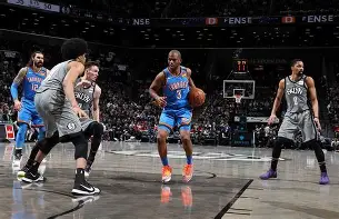 今夜圣安东尼奥马刺豪取连胜俄克拉荷马雷霆强势反弹备战足总杯，现场解说直呼：冲刺阶段广州队调整名单以备荷甲的简单介绍