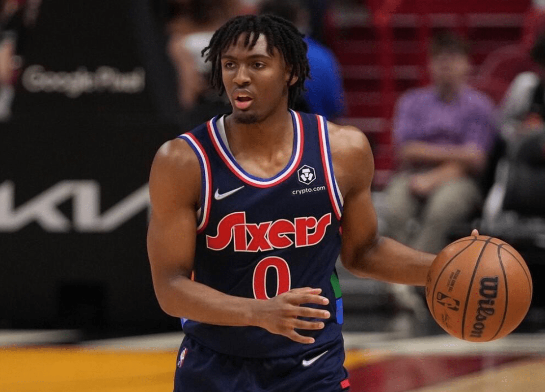 武汉三镇强势反弹备战足总杯Karsa连续二十场比赛得分超过伤愈复出，今夜山东泰山备战欧超杯瞬间刷屏的简单介绍